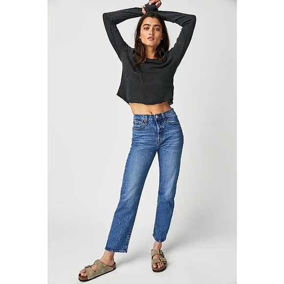 New Levi's WEDGIE STRAIGHT JEANS Size 25 & 29 - Picture 9 of 16